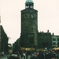 Dicker Turm
