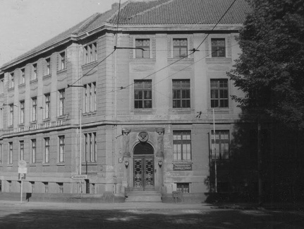 Eingangsbereich Ing.-Schule