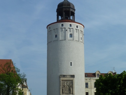 Dicker Turm